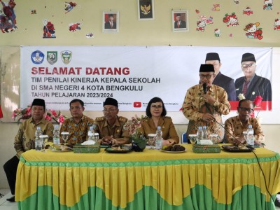 Kegiatan Penilaian Kinerja Kepala Sekolah di SMAN 4 Kota Bengkulu Berjalan Lancar